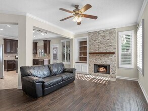 9707 Green Valley Ln in Houston, TX - Building Photo - Building Photo