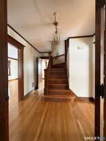 49 Hubinger St in New Haven, CT - Building Photo