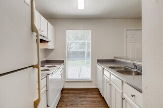 2504 Ewell Dr in League City, TX - Building Photo - Building Photo