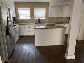 3105 Dartmouth Dr in Irving, TX - Building Photo - Building Photo