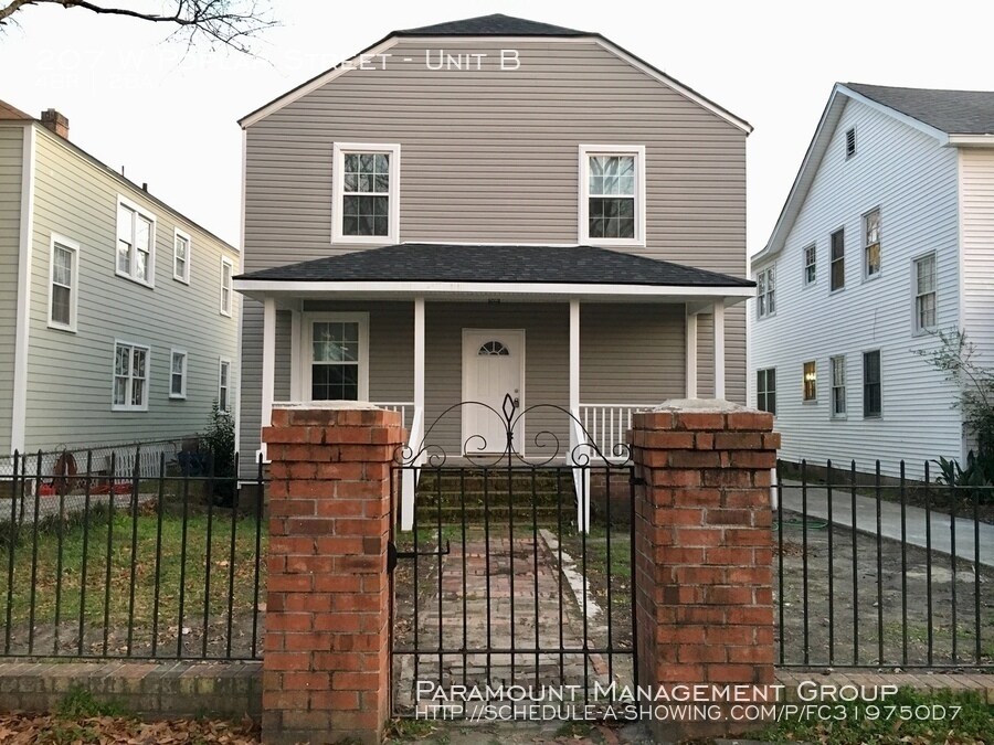 207 W Poplar St-Unit -Unit B in Charleston, SC - Foto de edificio