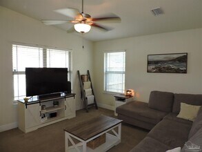 5070 Carmell Ridge Cir in Milton, FL - Building Photo - Building Photo