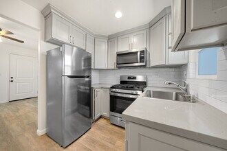 96 W Siino Ave, Unit 96 in Bay Point, CA - Foto de edificio - Building Photo