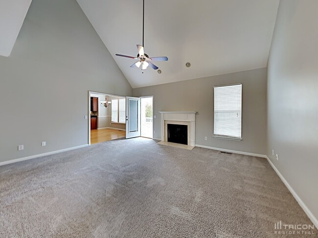 1012 Pittman Dr in Gallatin, TN - Building Photo - Building Photo