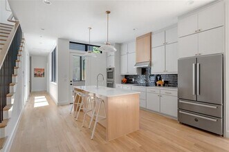 2322 Kirby St in Dallas, TX - Building Photo - Building Photo