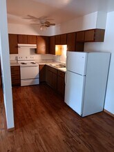 125 Crescent Lake Rd, Unit 203 in St. Clair, MO - Building Photo - Building Photo