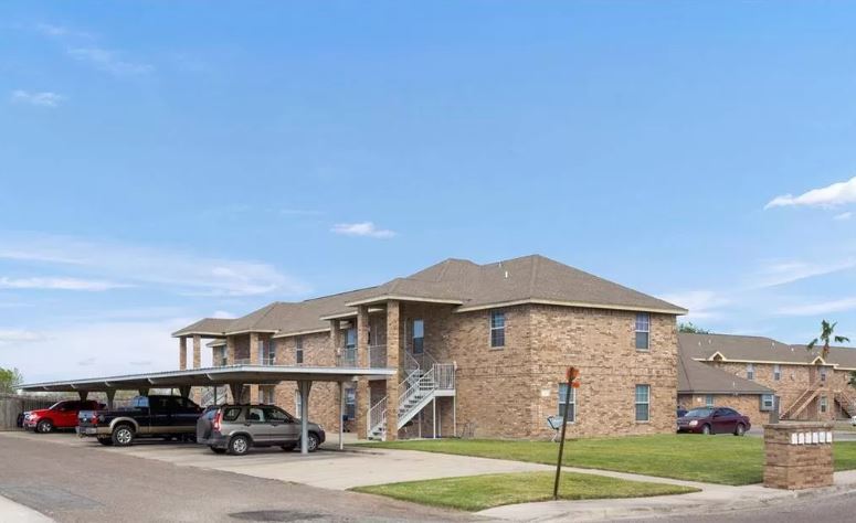 1205 N Sal St in Edinburg, TX - Building Photo