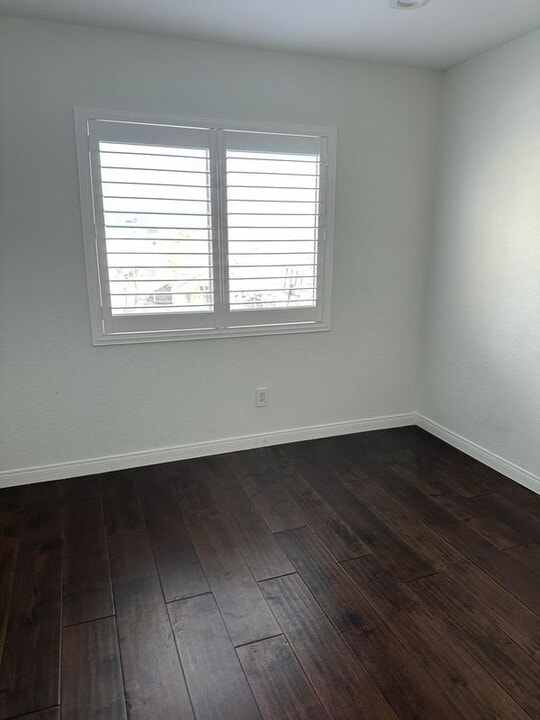 37420 Drexel St in Palmdale, CA - Building Photo