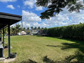 11760 SW 35th Terrace in Miami, FL - Building Photo - Building Photo