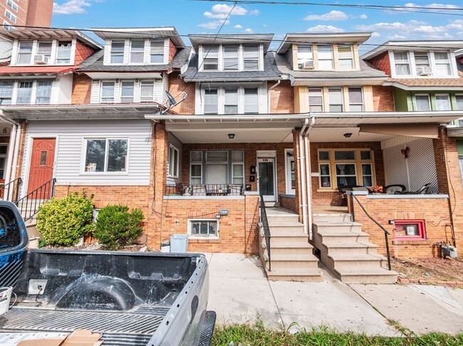 135 S 15th St in Allentown, PA - Building Photo - Building Photo