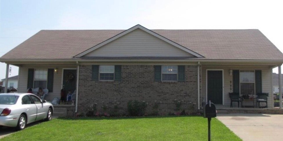 4112 Citation Ln in Lawrenceburg, KY - Foto de edificio