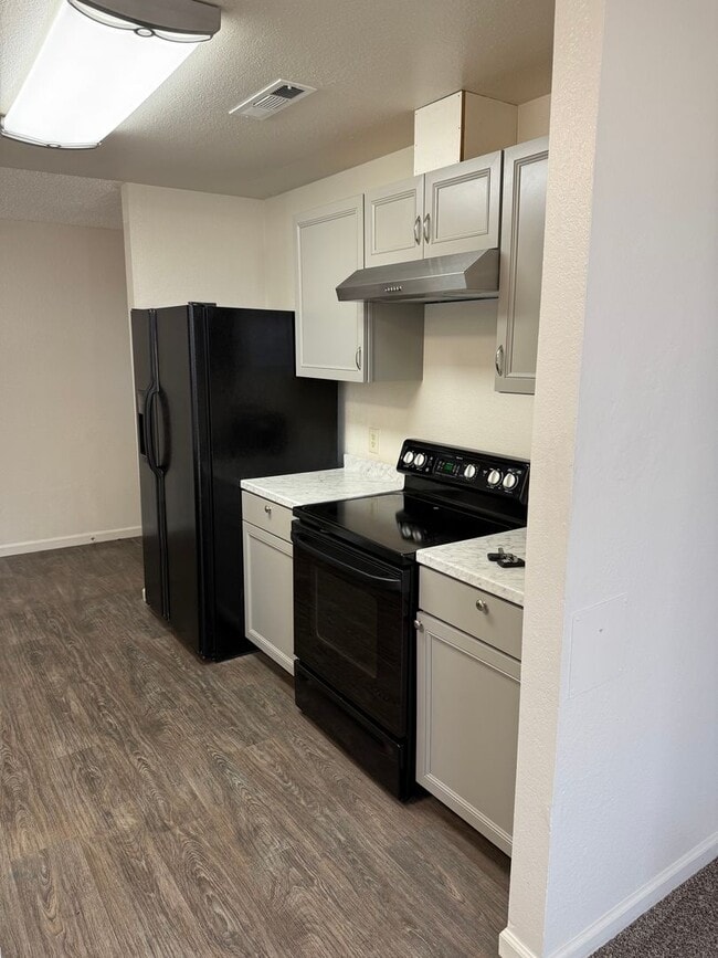 property at 2629 Wyndham Ln