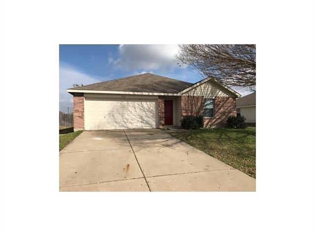 property at 122 Live Oak Ln