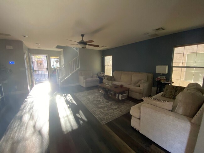 734 Thornford St in Las Vegas, NV - Foto de edificio - Building Photo