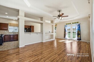 2700 E Valley Pkwy in Escondido, CA - Building Photo - Building Photo