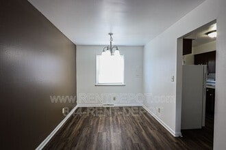 2805 Ravenswood Dr in Evansville, IN - Foto de edificio - Building Photo