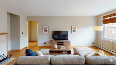 2410 W Farragut Ave in Chicago, IL - Building Photo - Building Photo