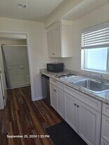 995 S Main St in Templeton, CA - Building Photo