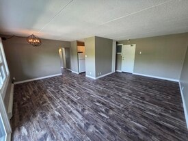 411 Ellerdale St in Saint John, NB - Building Photo