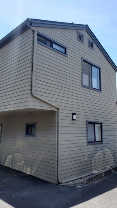 627 Branch St, Unit A in San Luis Obispo, CA - Building Photo