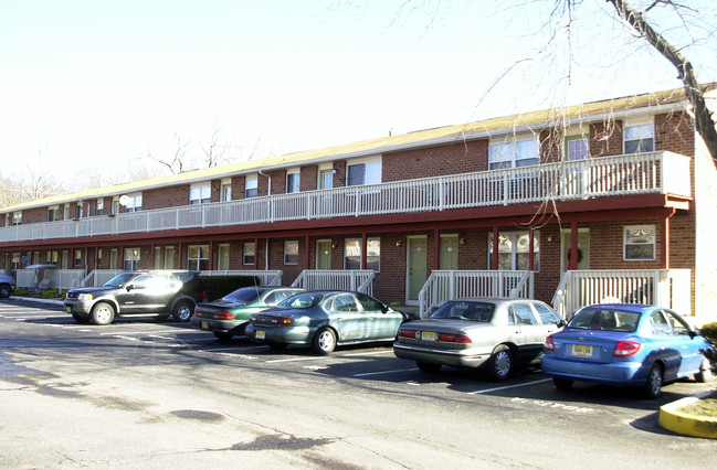 Pine Meadows Apartments in Pemberton, NJ - Building Photo - Building Photo