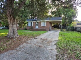 5313 Bayleaf Dr in Fayetteville, NC - Building Photo