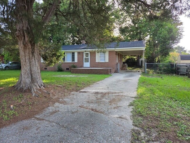 property at 5313 Bayleaf Dr
