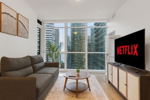 35 Bremner Blvd in Toronto, ON - Building Photo