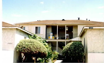 10886-10890 Venice Blvd Apartments