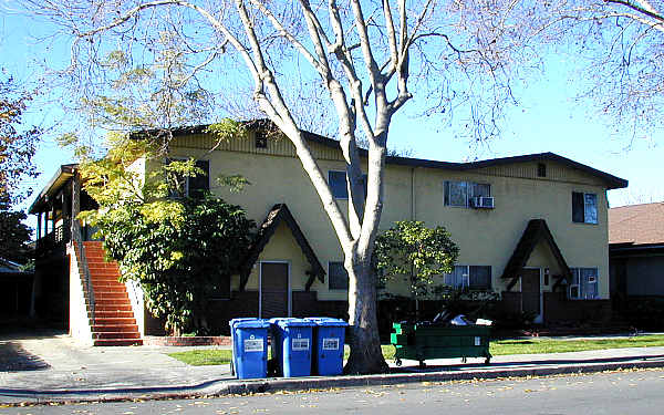 169 S 15th St in San Jose, CA - Foto de edificio - Building Photo