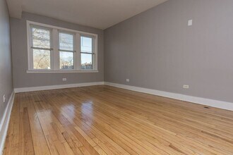1125 E 81st St in Chicago, IL - Building Photo - Building Photo