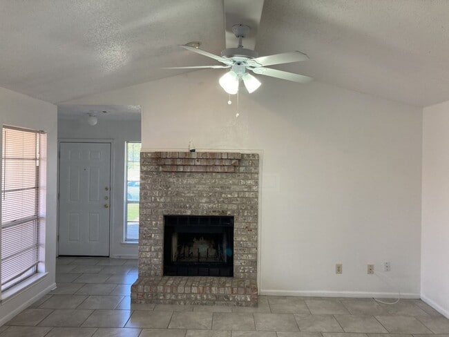 2405 Bermuda Dr in Killeen, TX - Building Photo - Building Photo