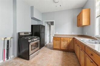 8927 Hickory St in New Orleans, LA - Foto de edificio - Building Photo