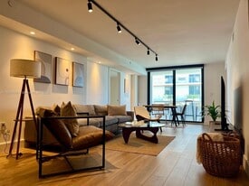 6820 Indian Creek Dr in Miami, FL - Building Photo