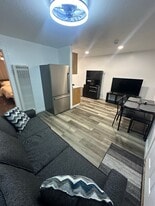 117 W Chuska St in Aztec, NM - Building Photo