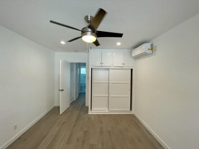 2140 Beachwood Dr in Los Angeles, CA - Building Photo