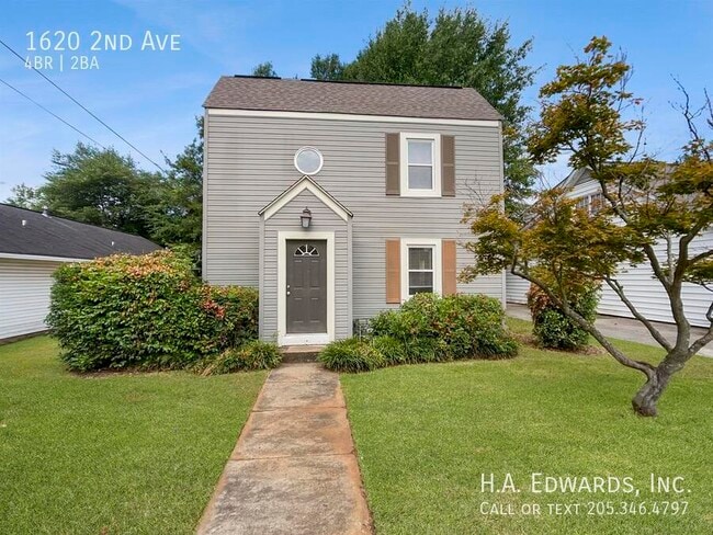 property at 1620 2nd Ave