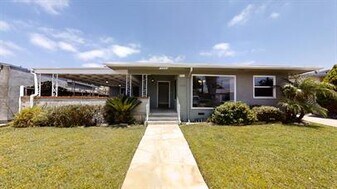 6126 Dorothy Dr in San Diego, CA - Building Photo