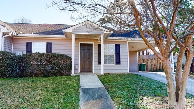 104 Queens Ct in Aiken, SC - Building Photo - Building Photo