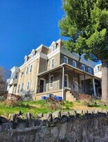 163 Sumac St, Unit #2 in Philadelphia, PA - Building Photo