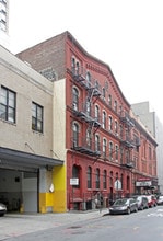 113-117 E 11th St in New York, NY - Building Photo - Building Photo