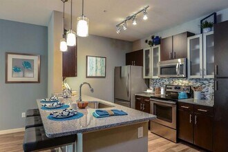 13201 Legendary Dr, Unit 11208 in Austin, TX - Foto de edificio - Building Photo