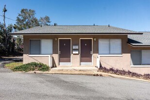 414 Hayden Rd in Tallahassee, FL - Building Photo