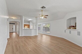 14631 Englebrook Dr in Houston, TX - Building Photo - Building Photo