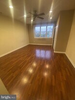 2428 S Broad St in Philadelphia, PA - Building Photo