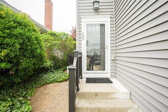 733 E Walnut St in Long Beach, NY - Building Photo - Building Photo