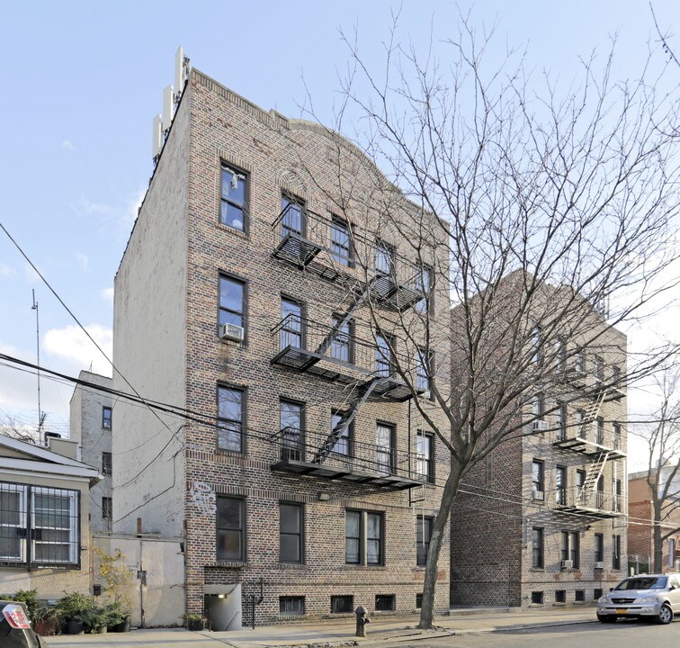 16-18 Jefferson Ave in Ridgewood, NY - Building Photo