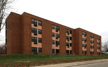 Trinity Manor in Middletown, OH - Building Photo - Building Photo