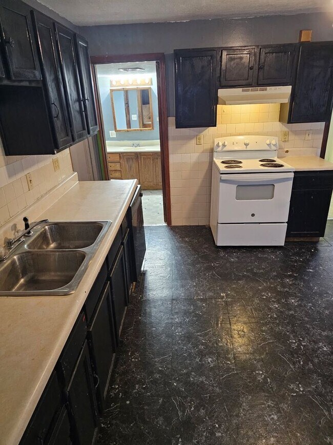 1915 Chapin St in South Bend, IN - Building Photo - Building Photo