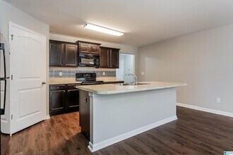 193 Addison Dr in Calera, AL - Building Photo - Building Photo